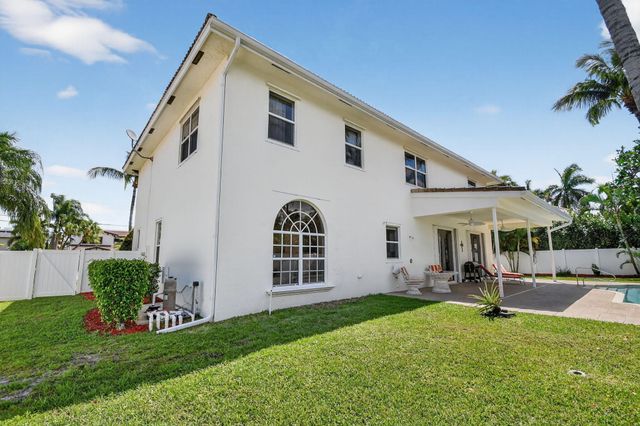 7249 NE Bay Harbour Avenue, Boca Raton, FL 33487