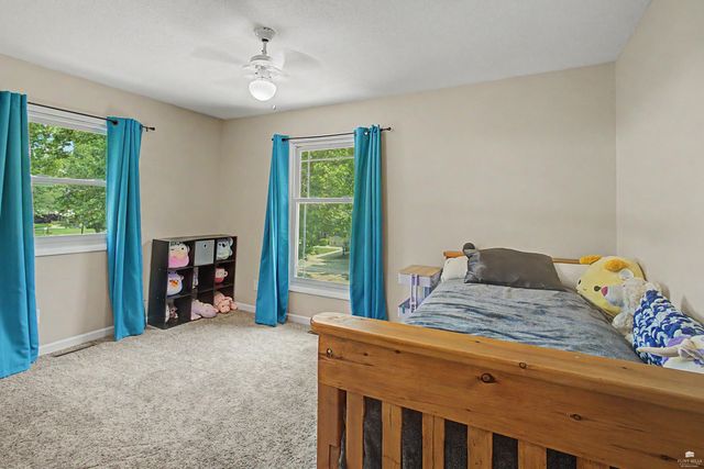1805 Cedar Crest Drive, Manhattan, KS 66503