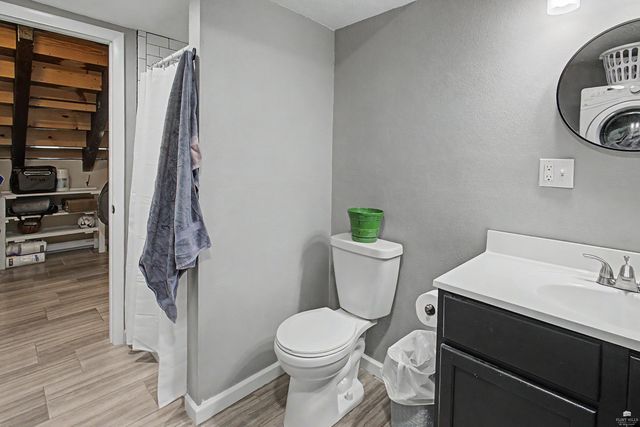 1805 Cedar Crest Drive, Manhattan, KS 66503
