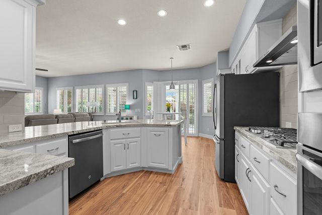 1729 Traziel Way, Folsom, CA 95630