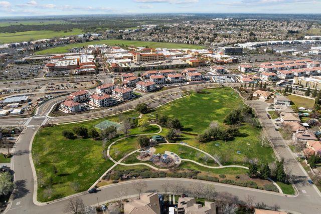 1729 Traziel Way, Folsom, CA 95630