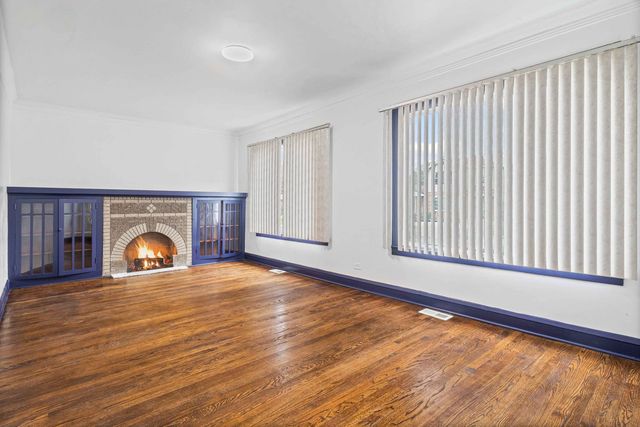 10018 S State Street, Chicago, IL 60628