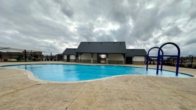 225 DRIFTOAK Drive, Boyd, TX 76023