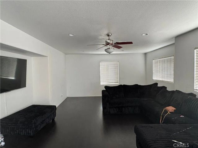 6134 Archwood Way, Palmdale, CA 93552