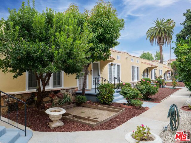 1845 N New Hampshire Avenue, Los Angeles, CA 90027