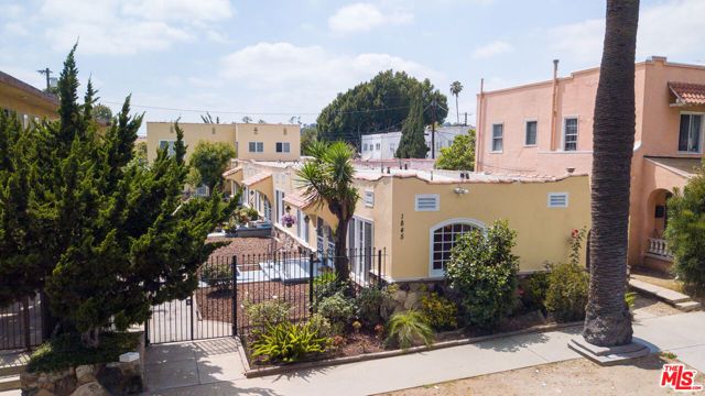 1845 N New Hampshire Avenue, Los Angeles, CA 90027