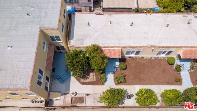 1845 N New Hampshire Avenue, Los Angeles, CA 90027