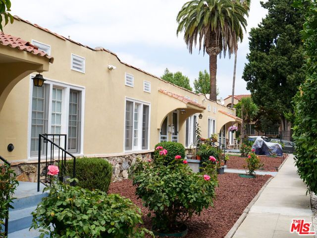 1845 N New Hampshire Avenue, Los Angeles, CA 90027