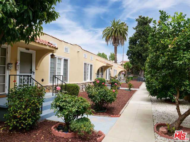 1845 N New Hampshire Avenue, Los Angeles, CA 90027