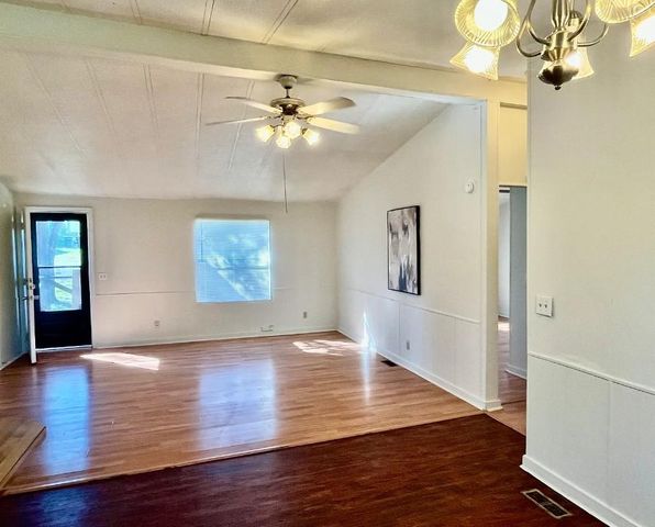 1103 Lipan TRL, Austin, TX 78733