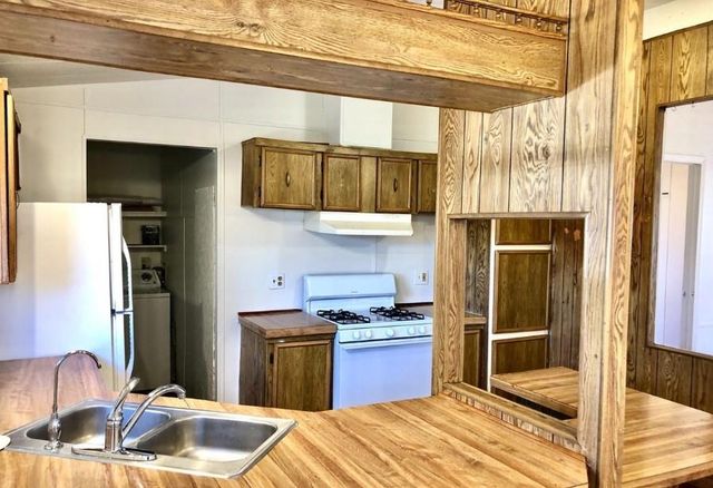 1103 Lipan TRL, Austin, TX 78733