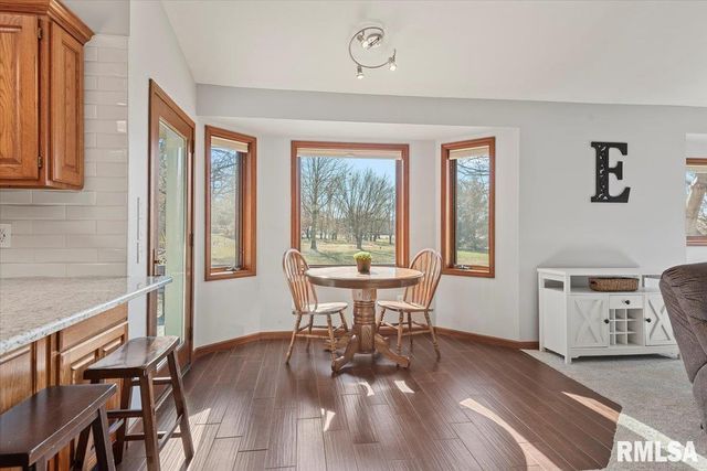 6378 DEER RUN Road, Rochester, IL 62563