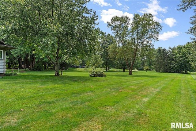 6378 DEER RUN Road, Rochester, IL 62563