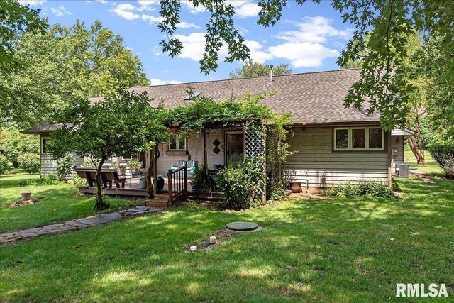 6378 DEER RUN Road, Rochester, IL 62563