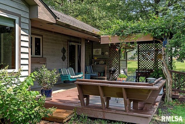 6378 DEER RUN Road, Rochester, IL 62563