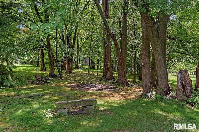 6378 DEER RUN Road, Rochester, IL 62563