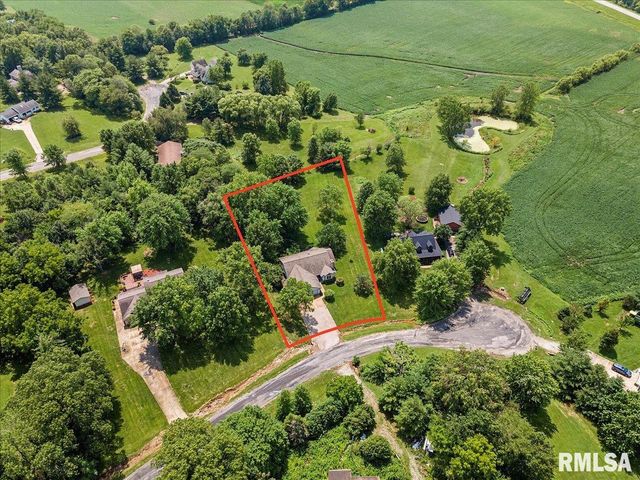 6378 DEER RUN Road, Rochester, IL 62563