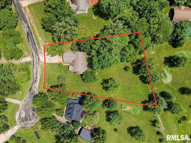 6378 DEER RUN Road, Rochester, IL 62563