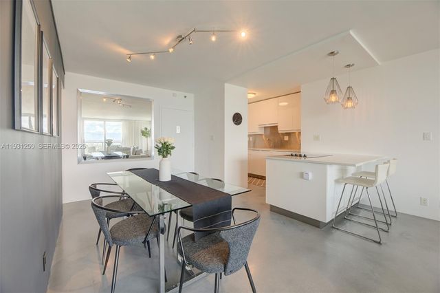 1000 West Ave 1510, Miami Beach, FL 33139