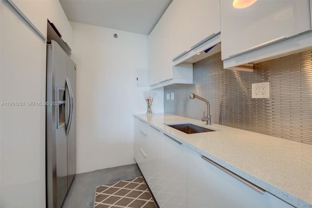 1000 West Ave 1510, Miami Beach, FL 33139