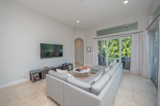6359 Bellamalfi Street, Boca Raton, FL 33496