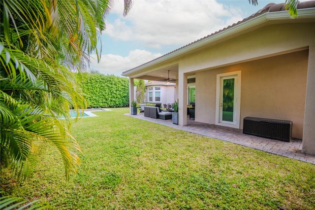 6359 Bellamalfi Street, Boca Raton, FL 33496