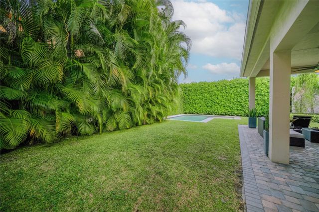 6359 Bellamalfi Street, Boca Raton, FL 33496