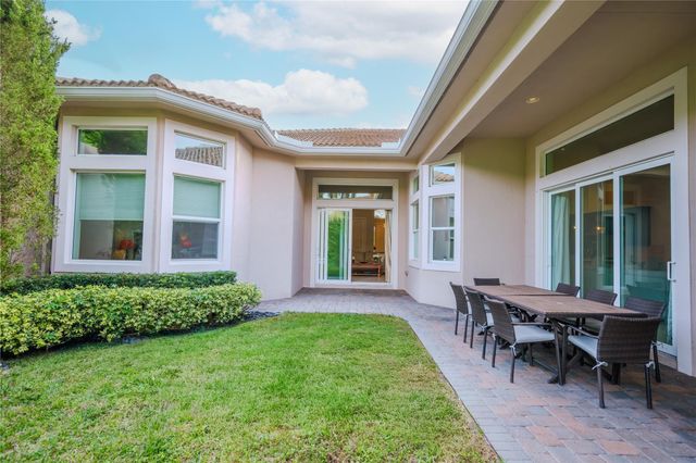 6359 Bellamalfi Street, Boca Raton, FL 33496