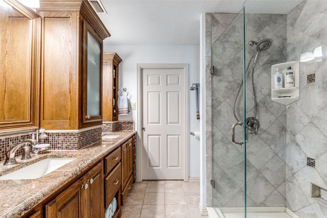 14055 Red Oak Circle N, Frisco, TX 75071