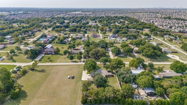 14055 Red Oak Circle N, Frisco, TX 75071