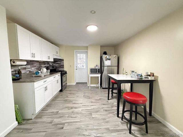 252 Woodbine Street, Brooklyn, NY 11221