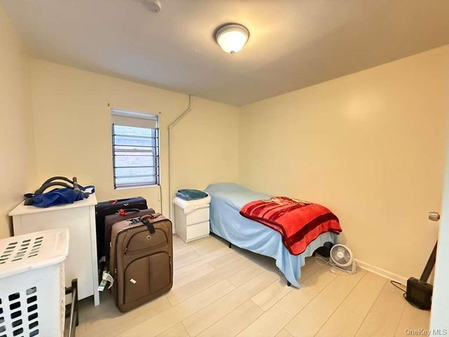252 Woodbine Street, Brooklyn, NY 11221