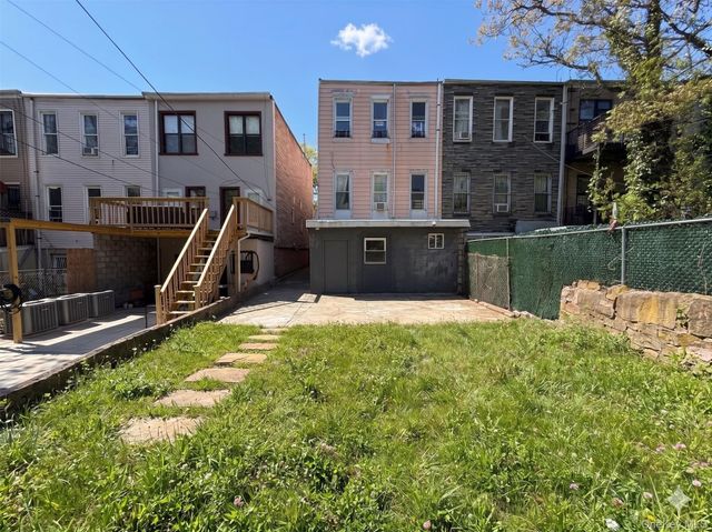 252 Woodbine Street, Brooklyn, NY 11221