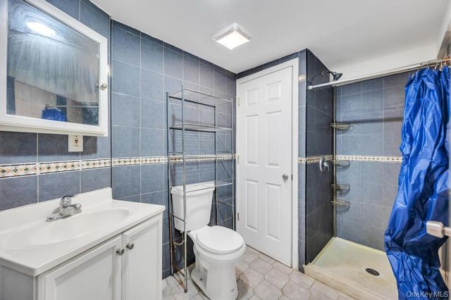 252 Woodbine Street, Brooklyn, NY 11221