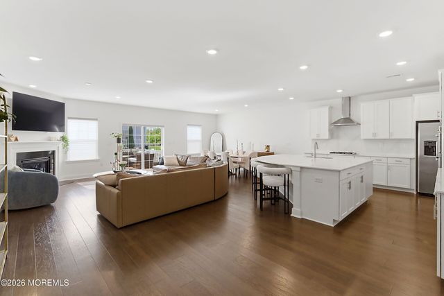 1402 Journey Avenue, Marlboro, NJ 07746