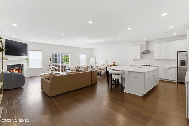 1402 Journey Avenue, Marlboro, NJ 07746