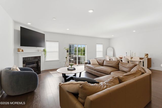 1402 Journey Avenue, Marlboro, NJ 07746