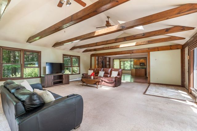 127 Mountain Road, Deerfield, NH 03037