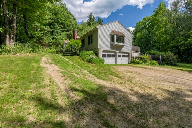 127 Mountain Road, Deerfield, NH 03037