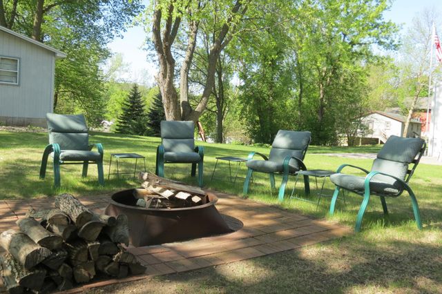 20554 Elkview Court, Richmond, MN 56368