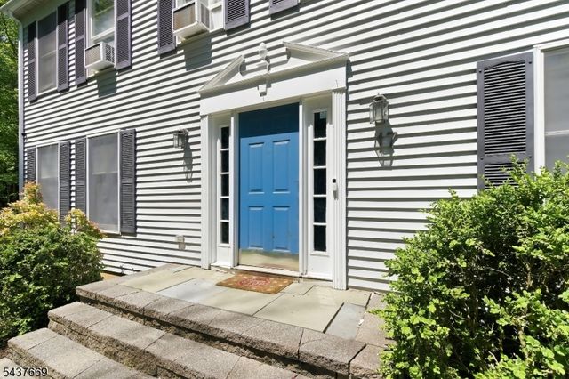 17 Grandview Ter, Sparta Twp., NJ 07871