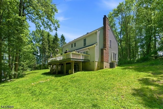 17 Grandview Ter, Sparta Twp., NJ 07871