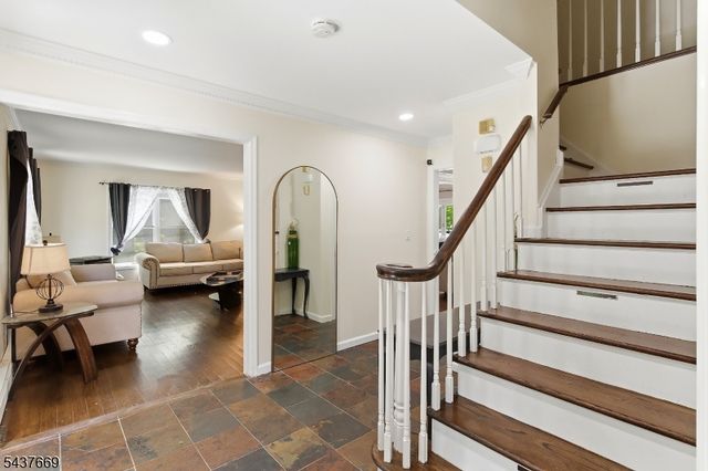 17 Grandview Ter, Sparta Twp., NJ 07871