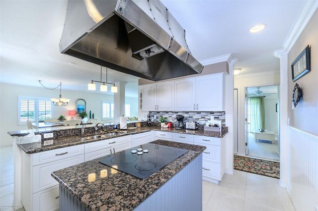 1477 PARK BEACH CIRCLE 33, Punta Gorda, FL 33950