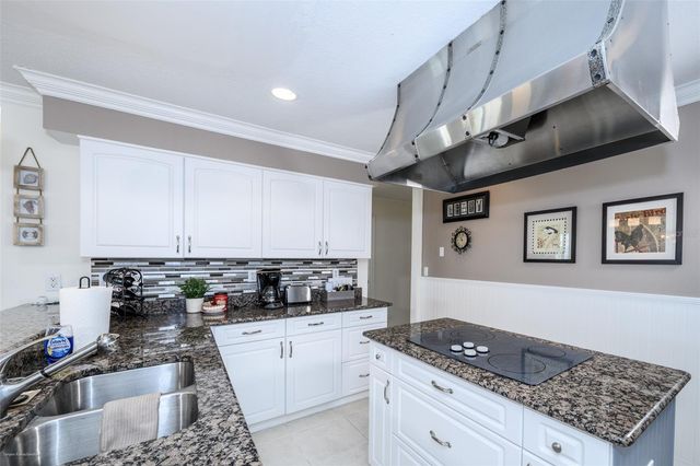 1477 PARK BEACH CIRCLE 33, Punta Gorda, FL 33950