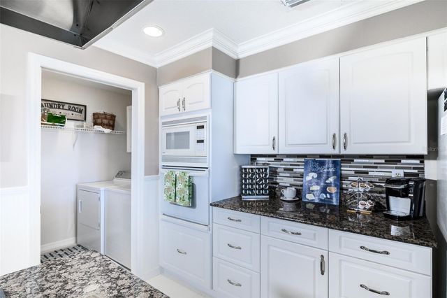 1477 PARK BEACH CIRCLE 33, Punta Gorda, FL 33950