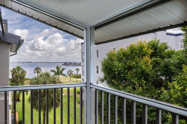 1477 PARK BEACH CIRCLE 33, Punta Gorda, FL 33950