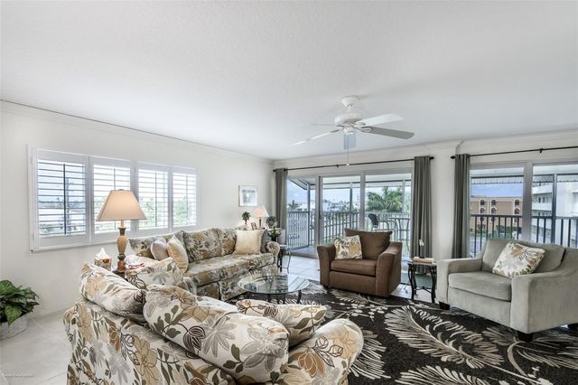 1477 PARK BEACH CIRCLE 33, Punta Gorda, FL 33950