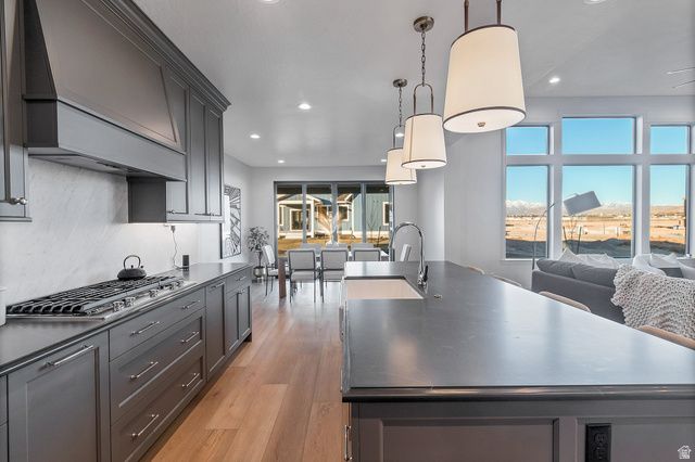 963 S LOUISA DR, Saratoga Springs, UT 84045