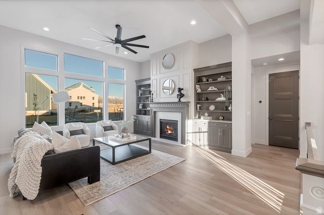 963 S LOUISA DR, Saratoga Springs, UT 84045